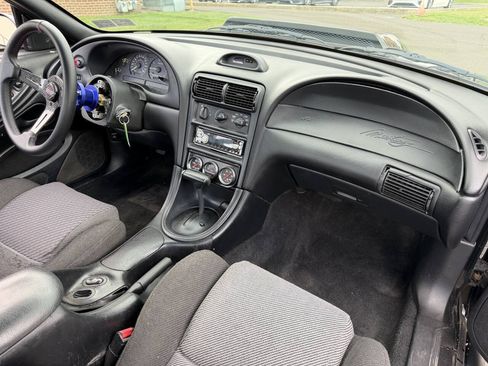 Used 1994 Ford Mustang GT RWD image 16