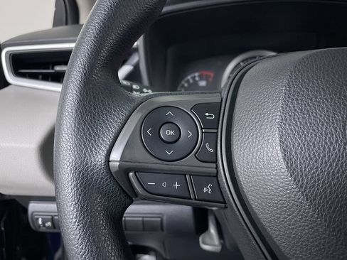 Used 2020 Toyota Corolla LE image 24