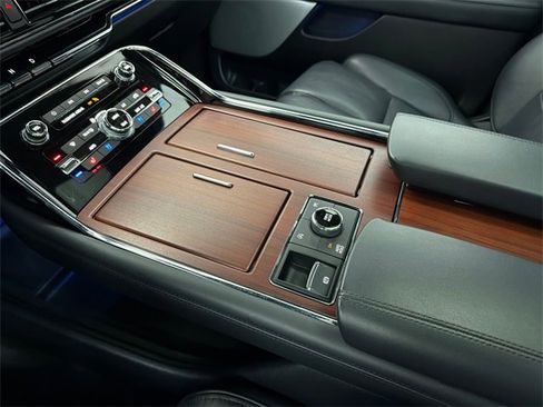 Used 2023 Lincoln Navigator L Reserve image 35