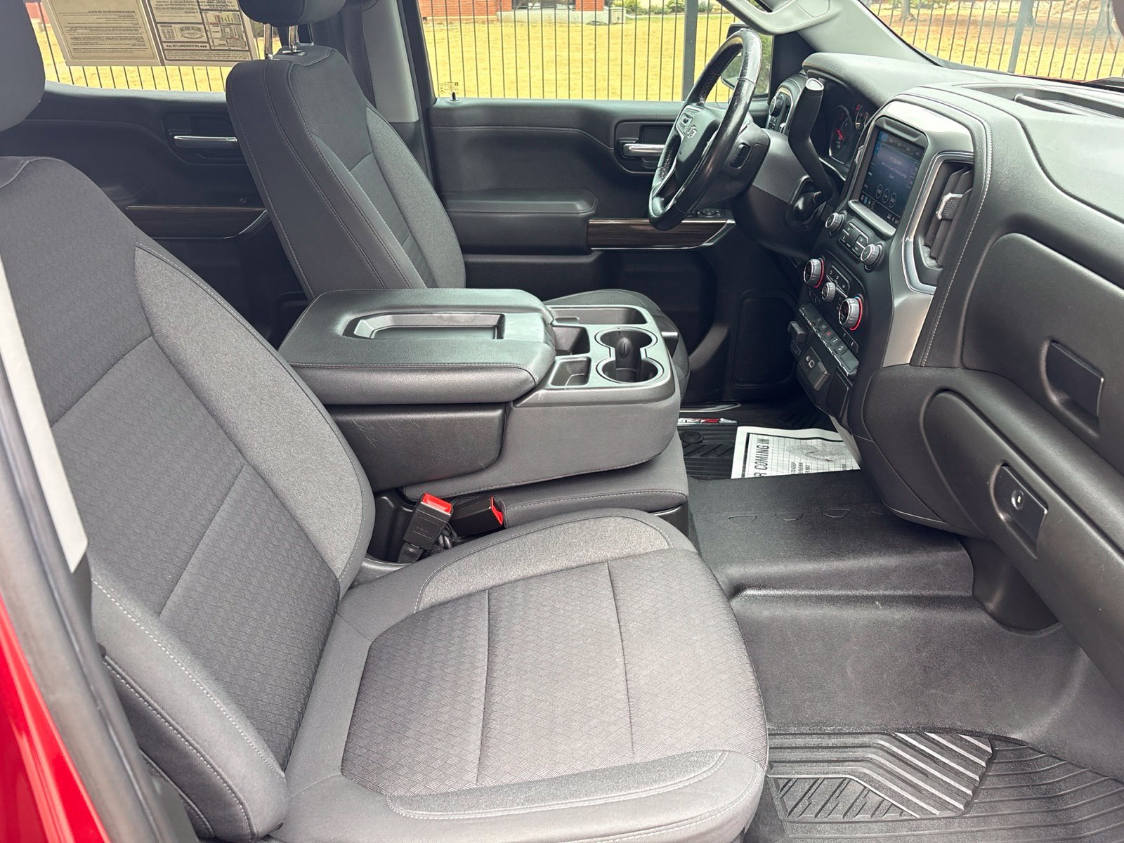 Used 2021 Chevrolet Silverado 1500 RST AWD/4WD image 35