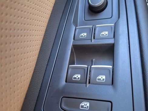 New 2026 Volkswagen Atlas Cross Sport SE image 20