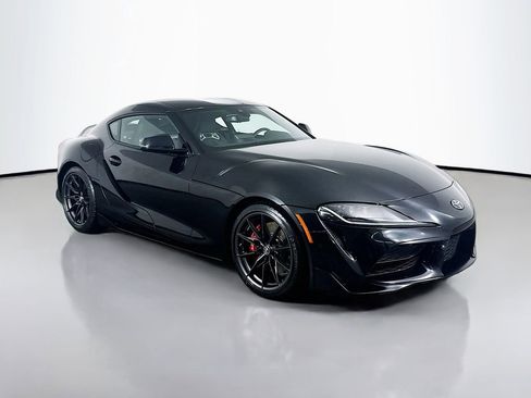 Used 2025 Toyota Supra Premium image 3