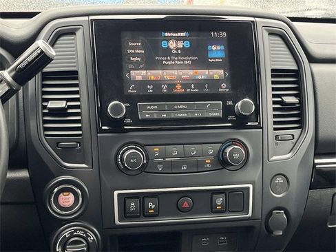Used 2022 Nissan Titan SV w/ Accessory Utility Package image 15