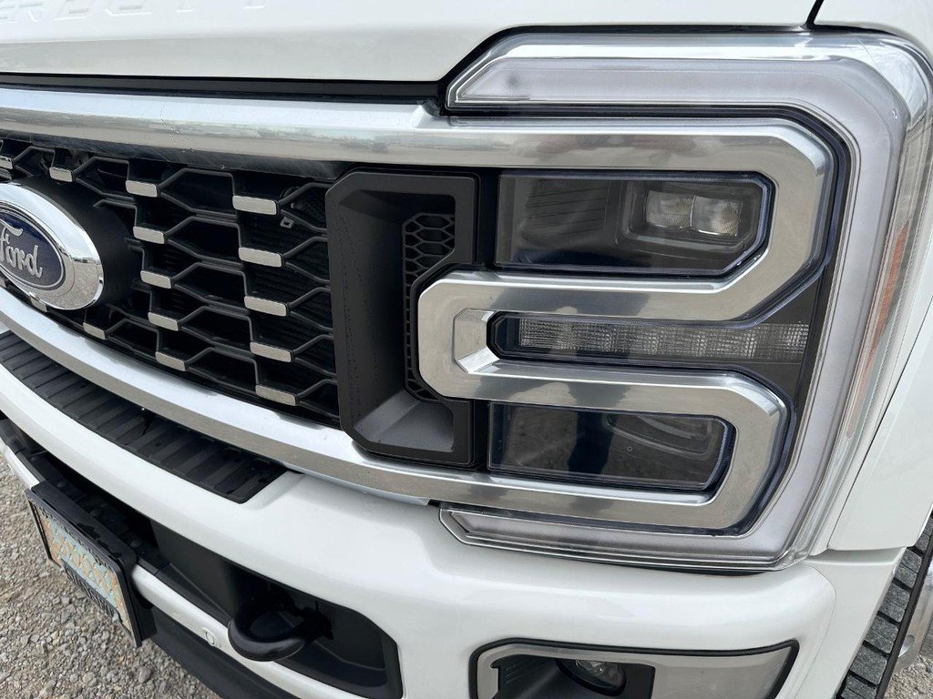 Used 2026 Ford F450 Platinum w/ Platinum Plus Package AWD/4WD image 8