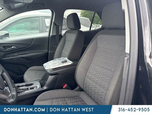 Used 2024 Chevrolet Equinox LT FWD image 8