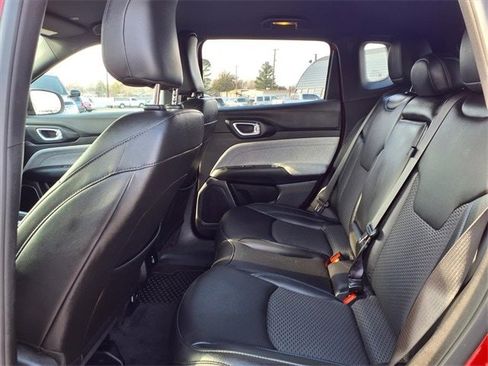 Certified 2024 Jeep Compass Latitude w/ Convenience Group image 15