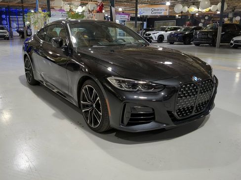 Certified 2024 BMW 440i xDrive Coupe w/ Premium Package image 3