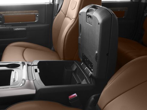 Used 2017 RAM 2500 Limited image 55