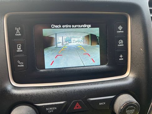 Used 2015 Jeep Grand Cherokee Laredo AWD/4WD image 25