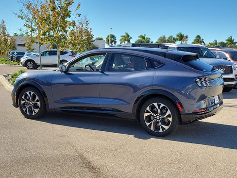 Used 2021 Ford Mustang Mach-E Premium image 6