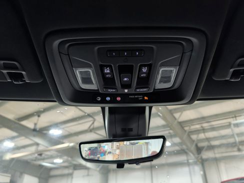 Used 2023 GMC Sierra 2500 AT4 w/ AT4 Premium Plus Package image 11