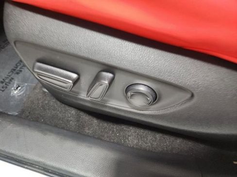 Used 2023 Toyota RAV4 XLE w/ Convenience Package image 23