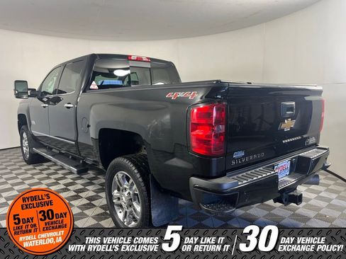 Certified 2015 Chevrolet Silverado 2500 High Country w/ Duramax Plus Package image 7
