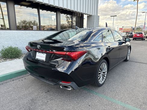 Used 2019 Toyota Avalon Limited w/ All Weather Liner Package image 39