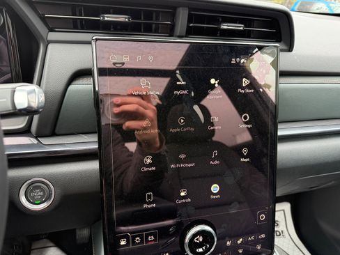 New 2026 GMC Terrain AT4 w/ Convenience Package III image 29