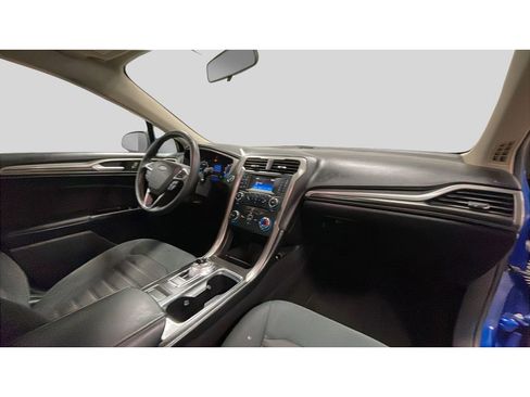 Used 2017 Ford Fusion S w/ Equipment Group 101A FWD image 18