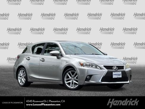 Used 2017 Lexus CT 200h w/ Accessory Package 2 FWD image 1