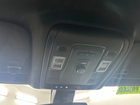 Used 2021 Chevrolet Suburban LT AWD/4WD image 49