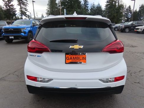 Used 2017 Chevrolet Bolt Premier w/ Driver Confidence II Package image 7