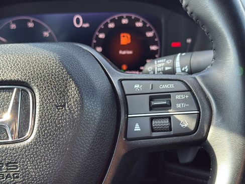 Used 2025 Honda Accord Sport image 7