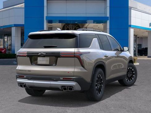 New 2026 Chevrolet Traverse Z71 w/ Enhanced Driving Package image 4