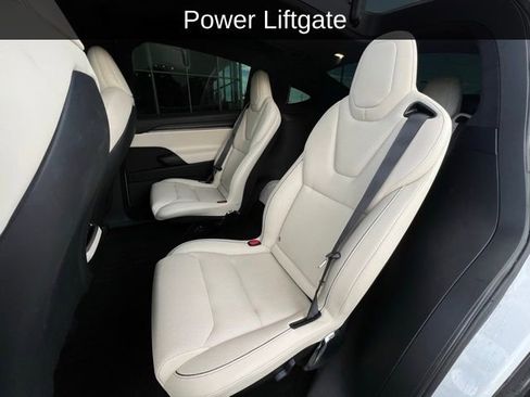 Used 2022 Tesla Model X Plaid image 2