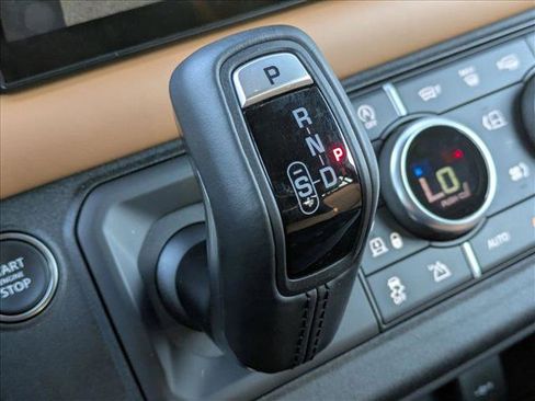 Certified 2024 Land Rover Defender 110 X image 12