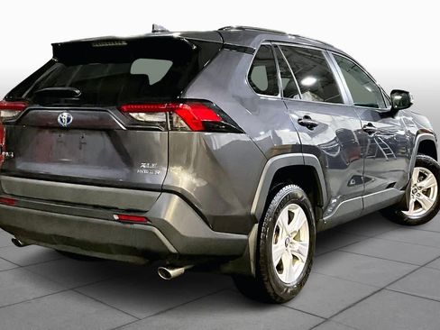 Used 2019 Toyota RAV4 XLE w/ Convenience Package image 13