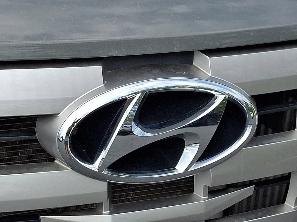 Used 2023 Hyundai Santa Cruz SEL Premium AWD/4WD image 23