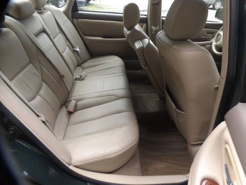 Used 2002 Toyota Avalon XLS FWD image 20