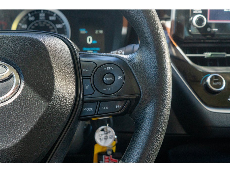 Used 2022 Toyota Corolla LE FWD image 8