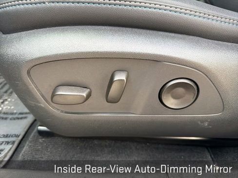 Used 2025 Chevrolet Equinox EV LT w/ Convenience Package image 30