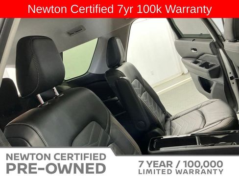 Used 2023 Nissan Pathfinder Platinum AWD/4WD image 20