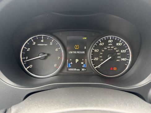 Used 2014 Mitsubishi Outlander SE image 19