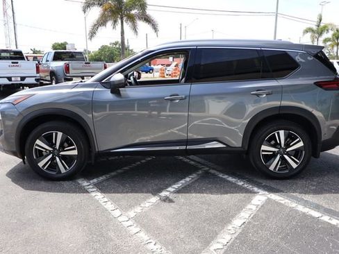 Used 2023 Nissan Rogue SL w/ SL Premium Package AWD/4WD image 4