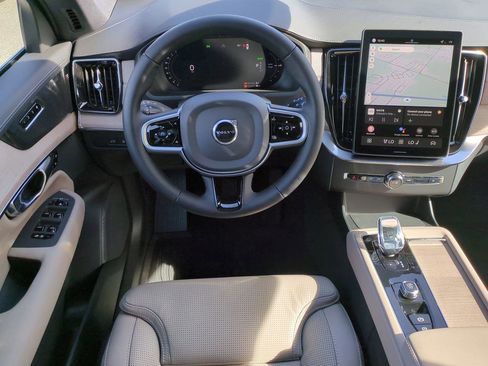 New 2026 Volvo XC90 T8 Ultra image 14