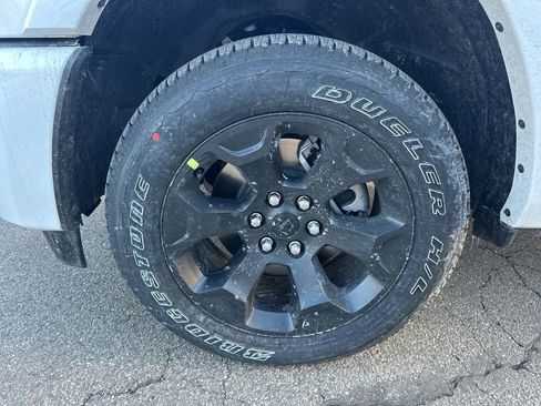New 2026 RAM 1500 Big Horn AWD/4WD image 29