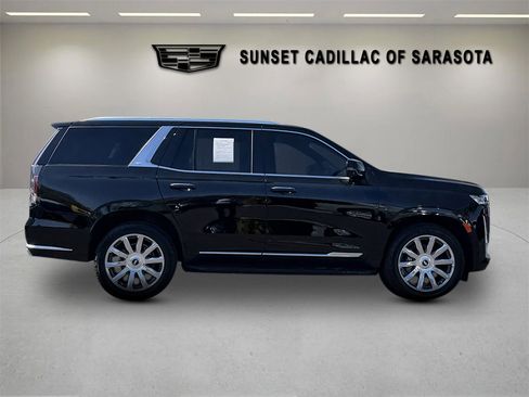 Certified 2022 Cadillac Escalade Premium Luxury Platinum image 2