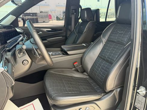 Used 2024 Cadillac Escalade V w/ Heavy-Duty Trailer Package AWD/4WD image 11