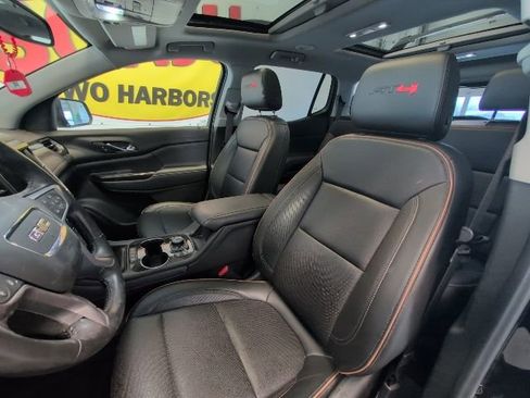 Used 2022 GMC Acadia AT4 image 12