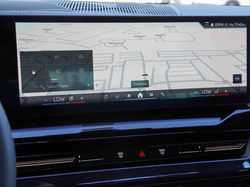 Certified 2025 BMW 530i xDrive image 27