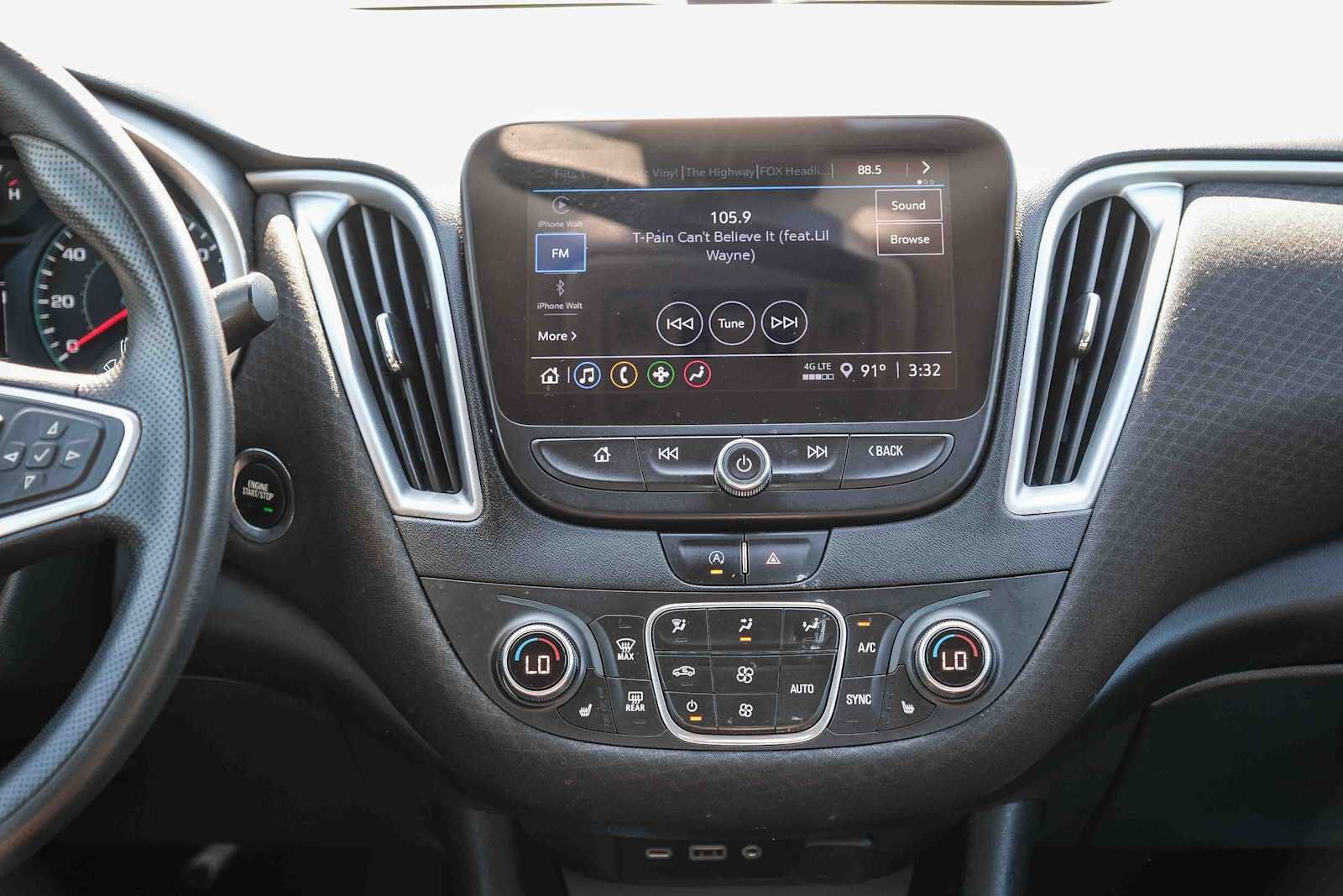 Used 2022 Chevrolet Malibu LT FWD image 14