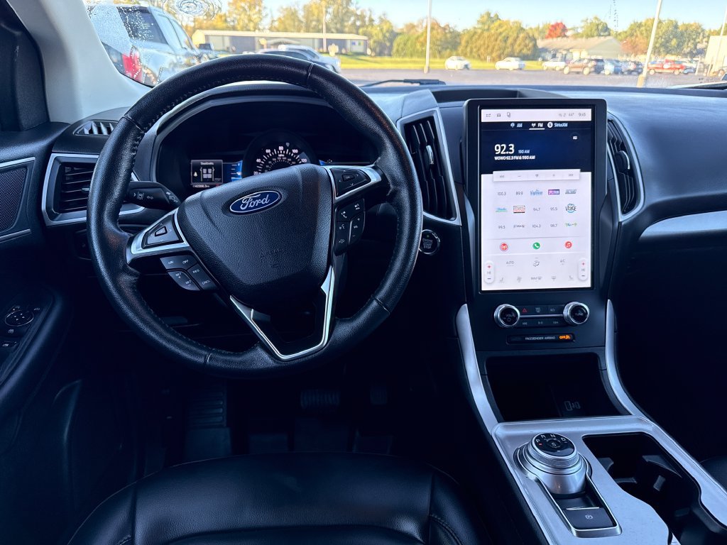 Used 2024 Ford Edge SEL AWD/4WD image 10