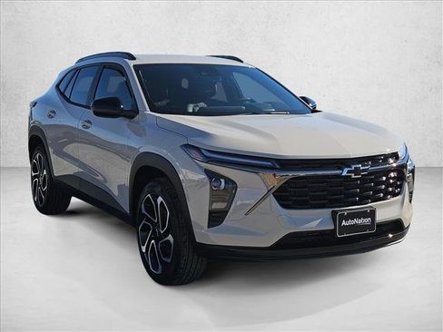 New 2026 Chevrolet Trax RS w/ Driver Confidence Package image 7