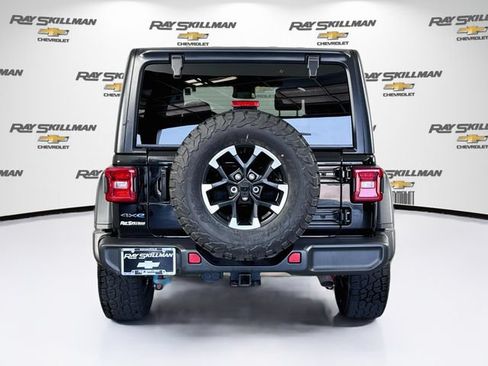 Used 2024 Jeep Wrangler Unlimited Rubicon 4xe AWD/4WD image 6