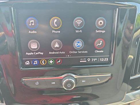 Used 2023 Chevrolet Traverse LS AWD/4WD image 21