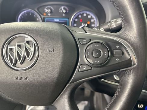 Used 2018 Buick Enclave Essence AWD/4WD image 12