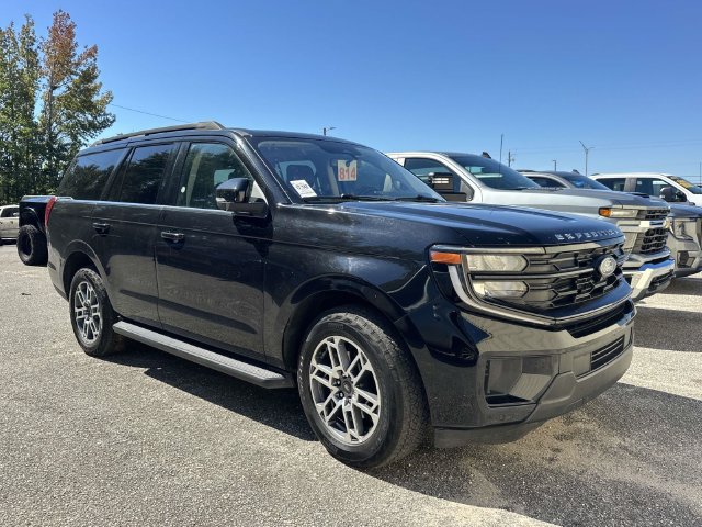 Used 2025 Ford Expedition Active AWD/4WD image 11