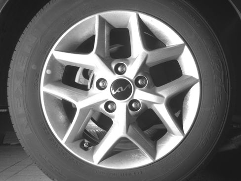 Used 2025 Kia Soul LX w/ LX Technology Package image 22