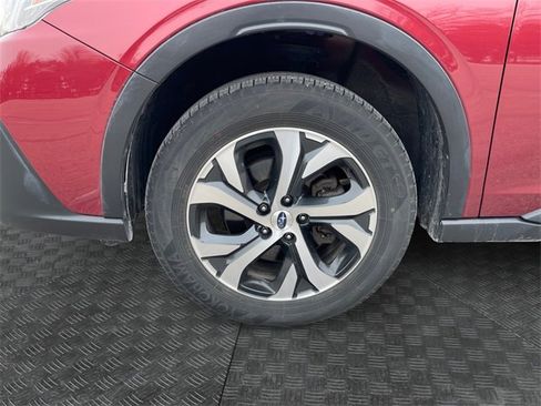 Used 2022 Subaru Outback Limited image 9